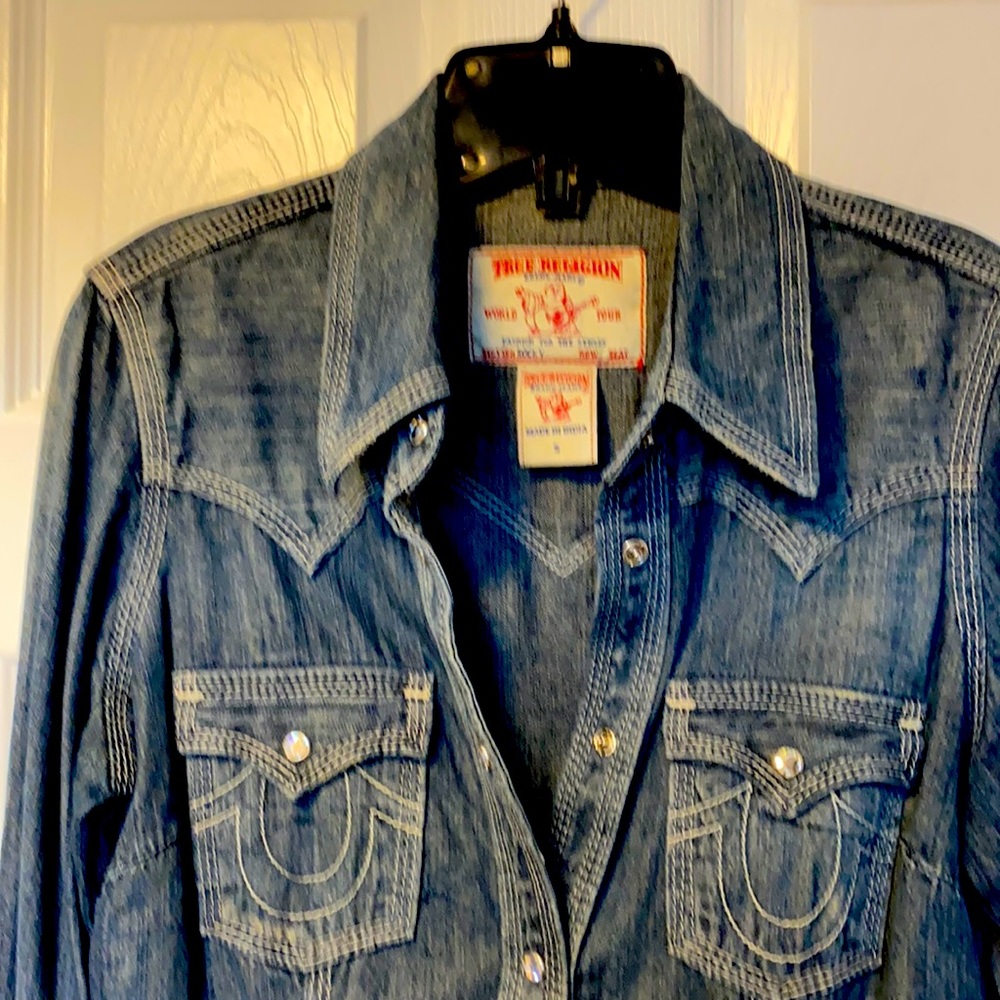 Jeans shirt with Swarovski Cristal buttons, vintage! Bought to small!